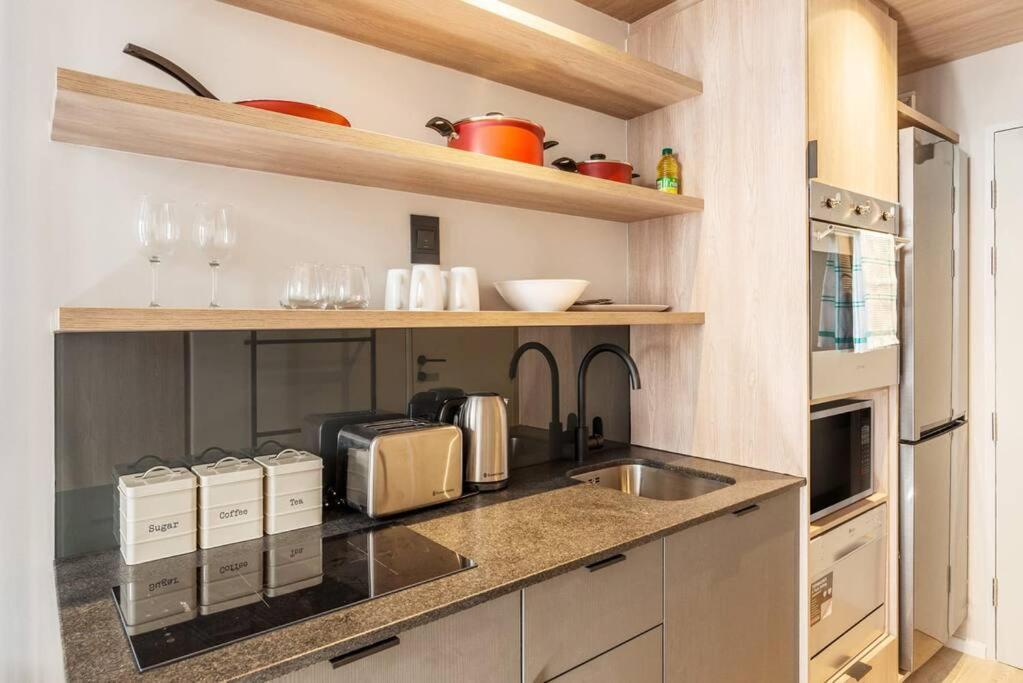East City Oasis At The Harri Appartement